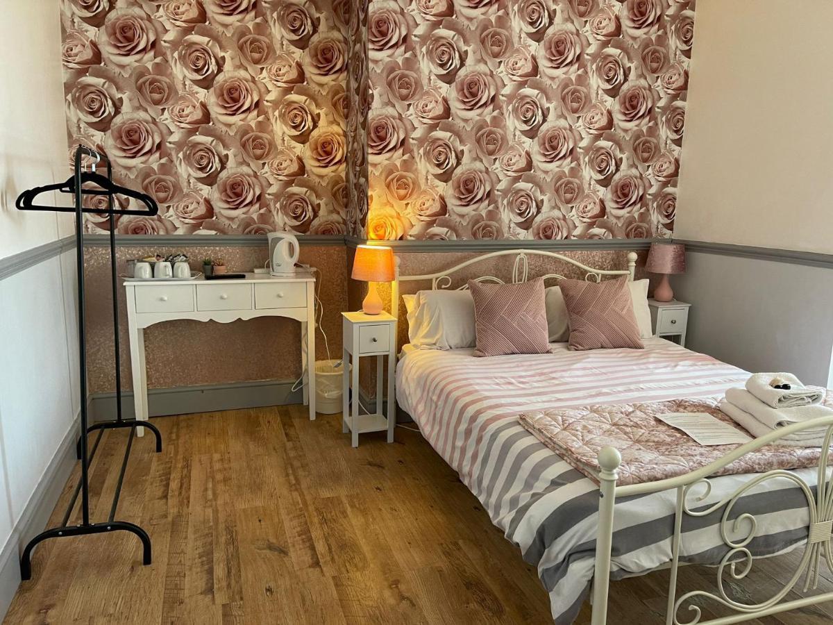 Lilyrose Hotel 惠特比 外观 照片