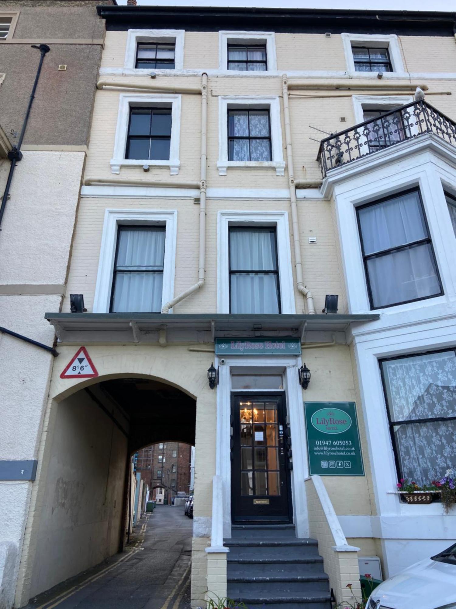 Lilyrose Hotel 惠特比 外观 照片