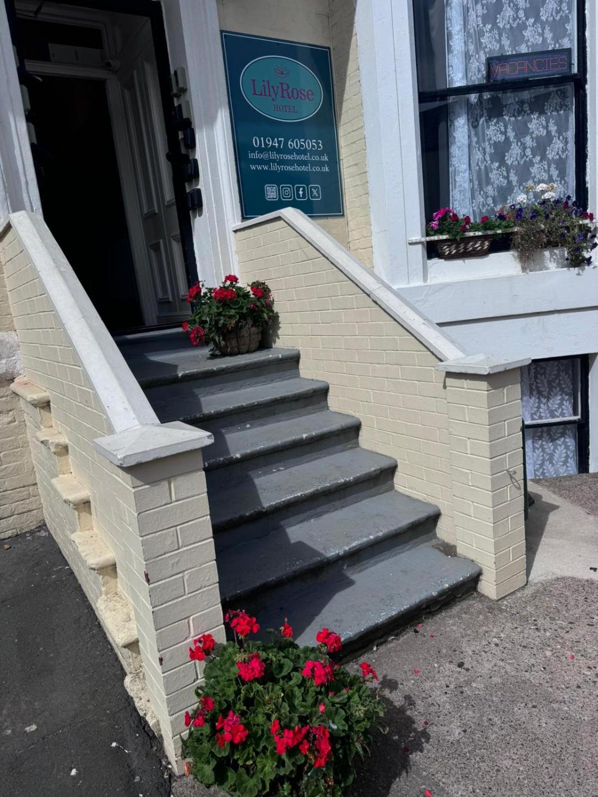 Lilyrose Hotel 惠特比 外观 照片
